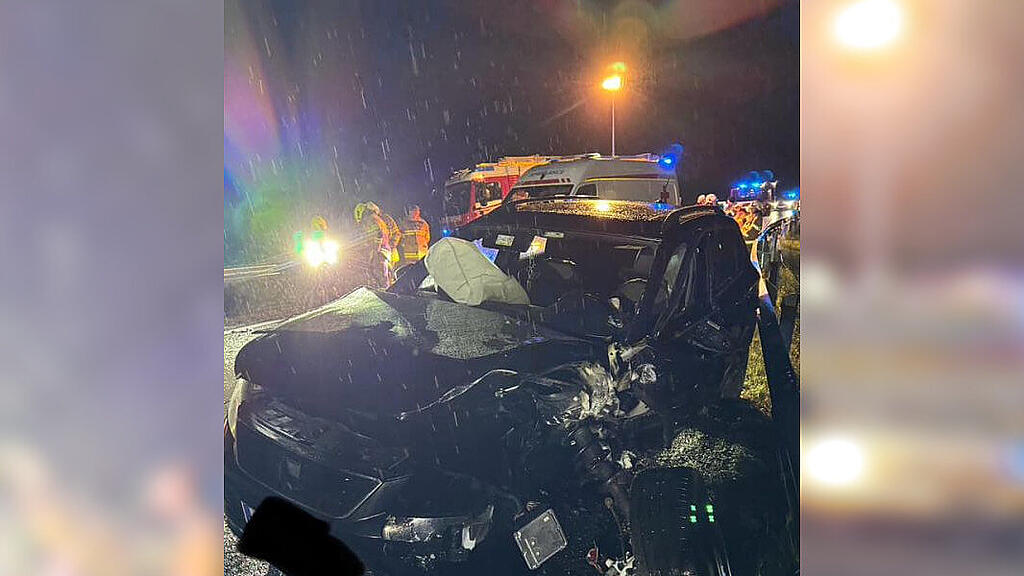 Frontalcrash auf B164 in Dienten