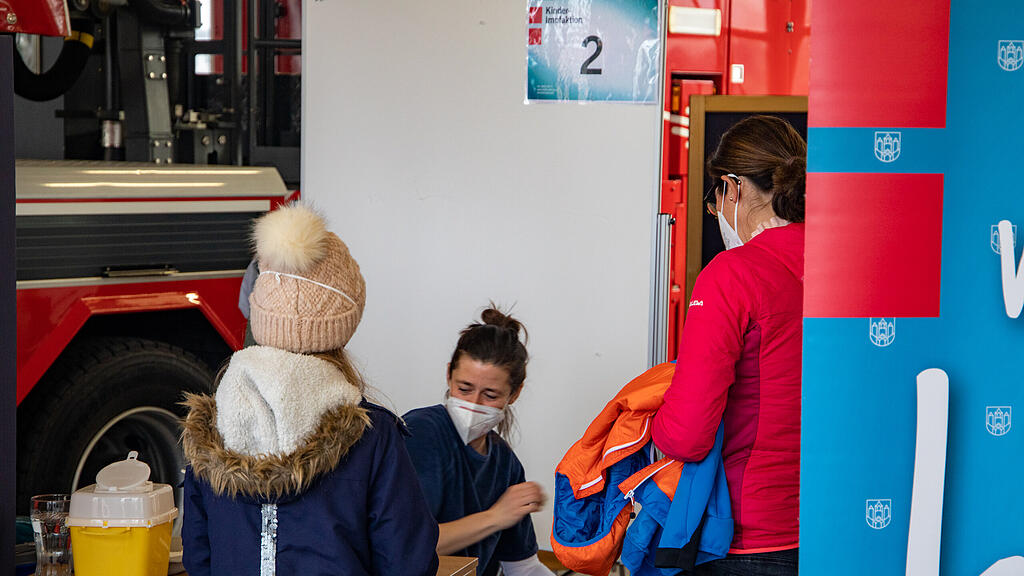 Kinder-Impfaktion bei Salzburger Berufsfeuerwehr
