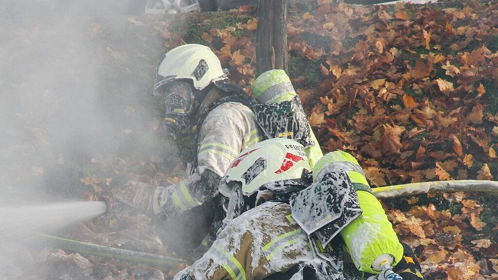 Fahrzeugbrand Oberndorf Hofer