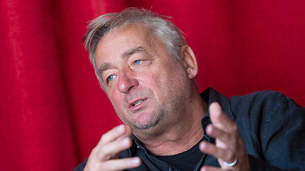 Kabarettist Andreas Vitasek im Interview