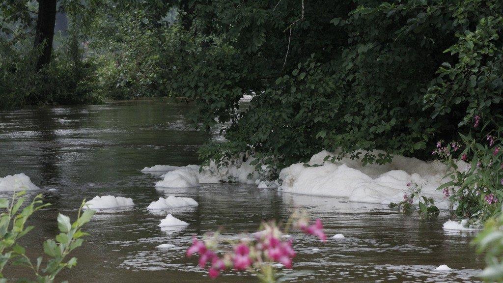 Hohe Pegel im Flachgau