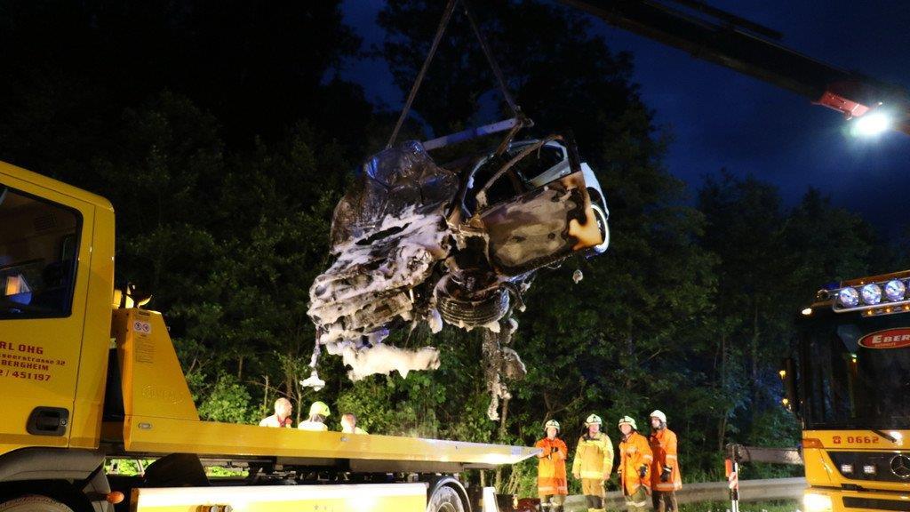 Schwerer Crash auf der B156