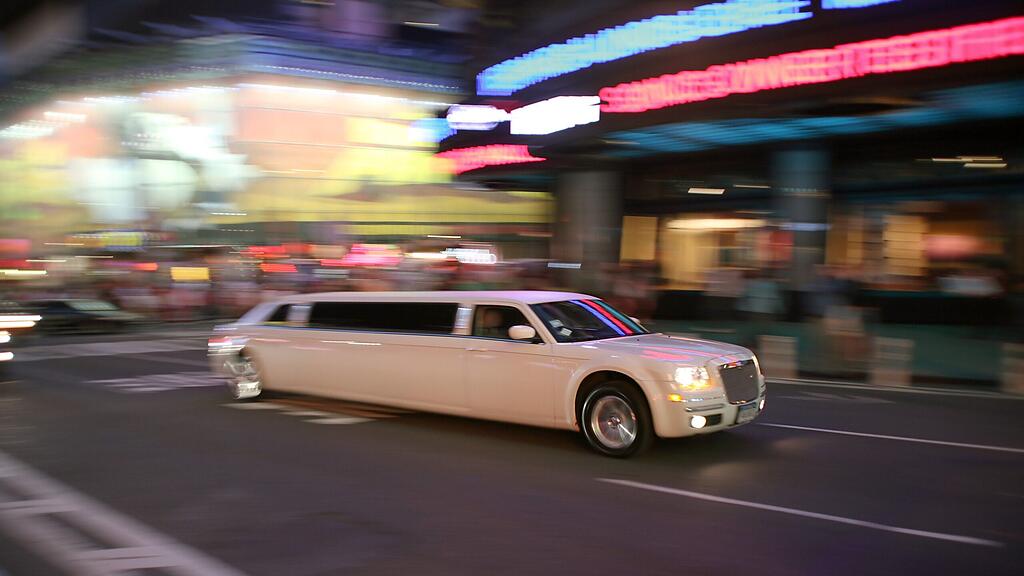 Die Rechnung für den Limo-Service betrug am ende rund 10.000 Euro.