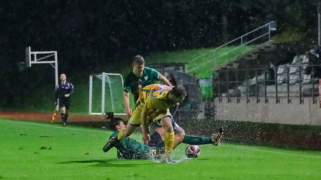 Regionalliga: Wals-Grünau vs. Bischofshofen