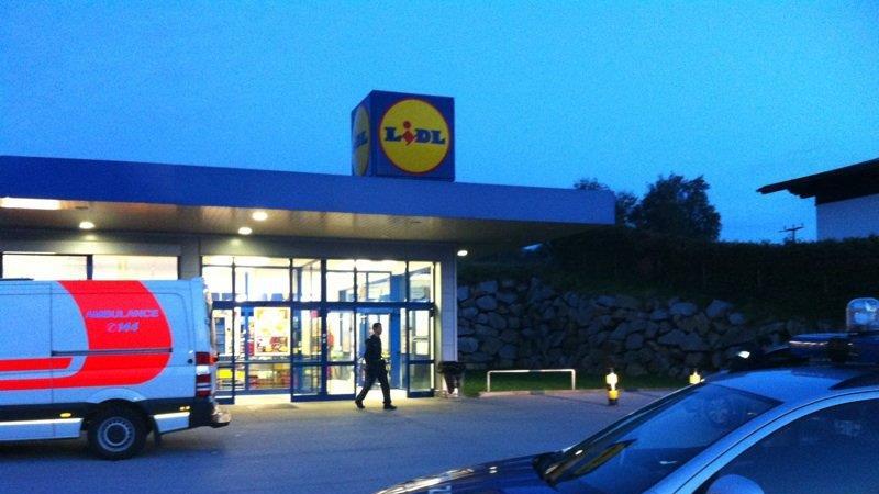 Unbekannter überfällt Lidl