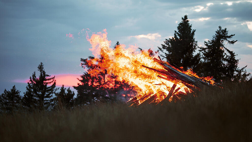 Sonnwendfeuerbrennen Spielberg