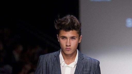 Promis beim Opening zur Vienna Fashion Week im MQ (Presseaussendung)
