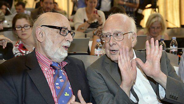 Englert (l.) und Higgs erhalten 50.000 Euro