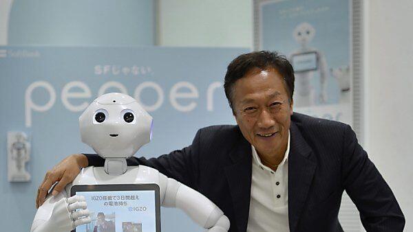 Roboter "Pepper" soll Kaffeemaschinen verkaufen