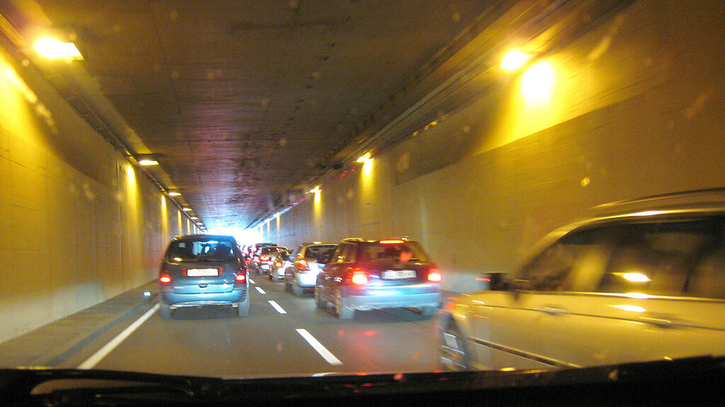 Tunnel