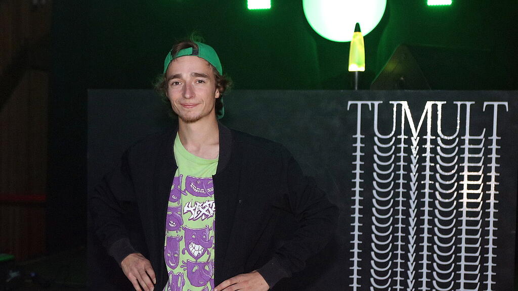 TUMULT - Celebrating Electronic Music Party