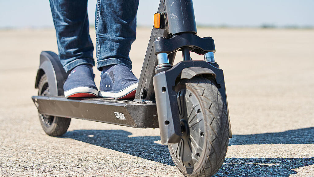 E-Scooter(c)OEAMTC_Rasmus Kaessmann.jpg