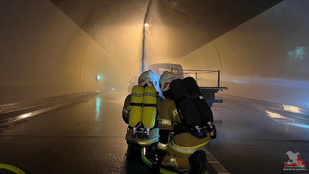 Feuerwehr-Übung Umfahrungstunnel Henndorf