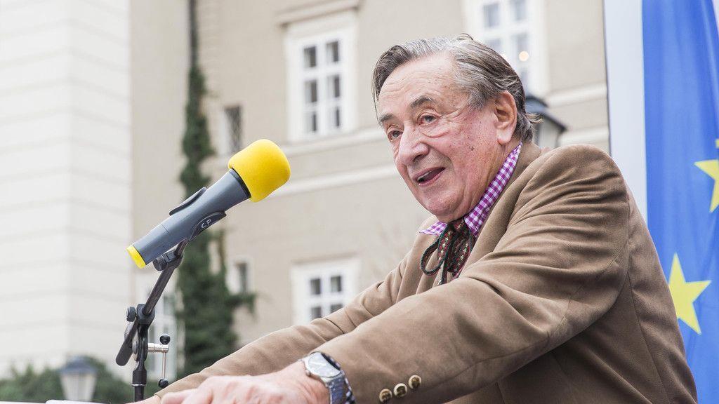 Richard Lugner auf Wahlkampftour in Salzburg I