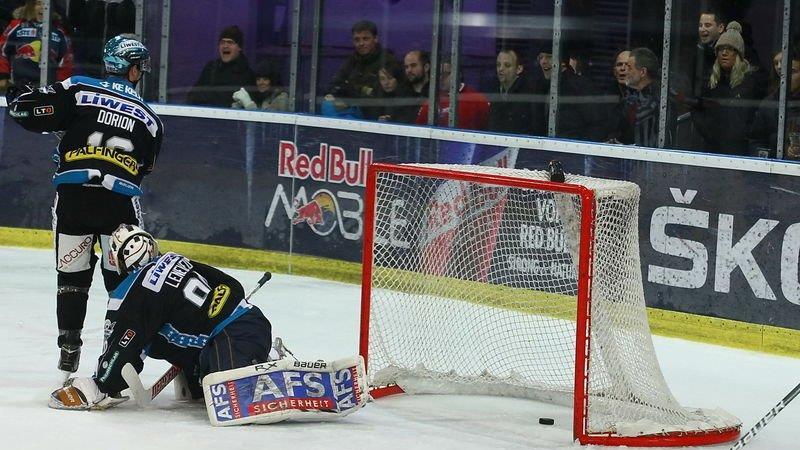 Red Bull Salzburg vs. EHC Liwest Linz