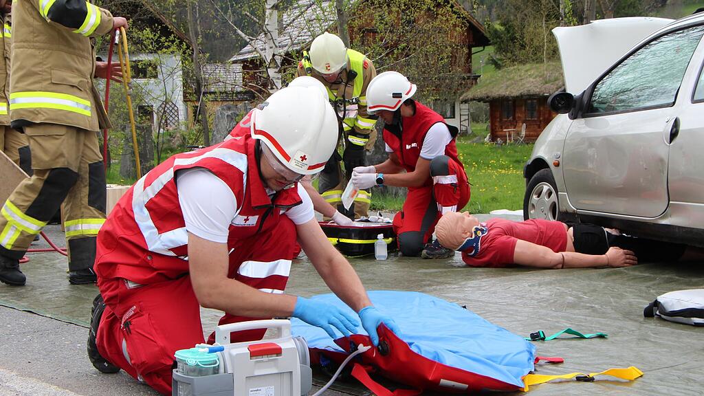 100 Jahr Jubil\u00e4um der Feuerwehr Wei\u00dfpriach