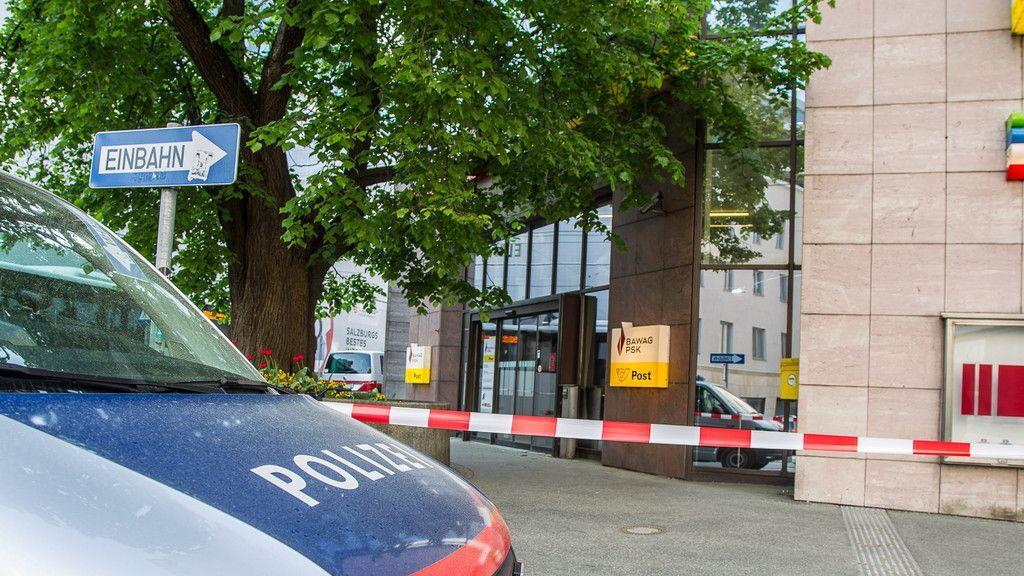 Banküberfall in Salzburg. Bilder vom Tatort