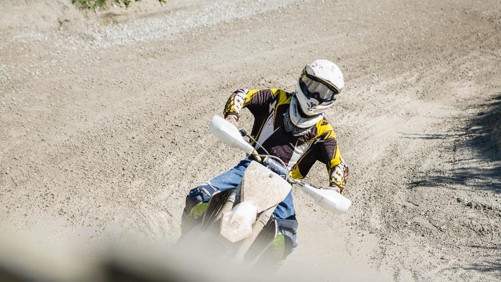 XBOWL MOTOCROSS RACE II