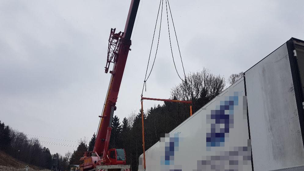 Lkw-Bergung in Eugendorf