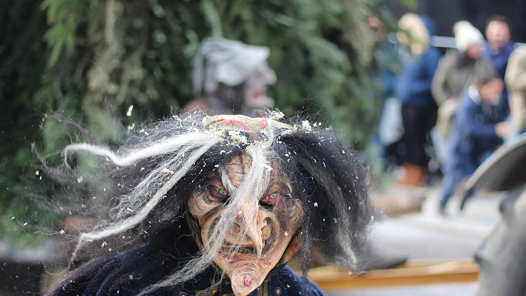 Gro\u00dfer Pongauer Perchtenlauf - Bischofshofen