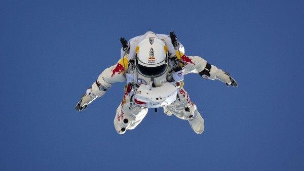 Felix Baumgartner erreichte bei seinem Stratos-Sprung bis zu 1357,6 Stundenkilometer.
