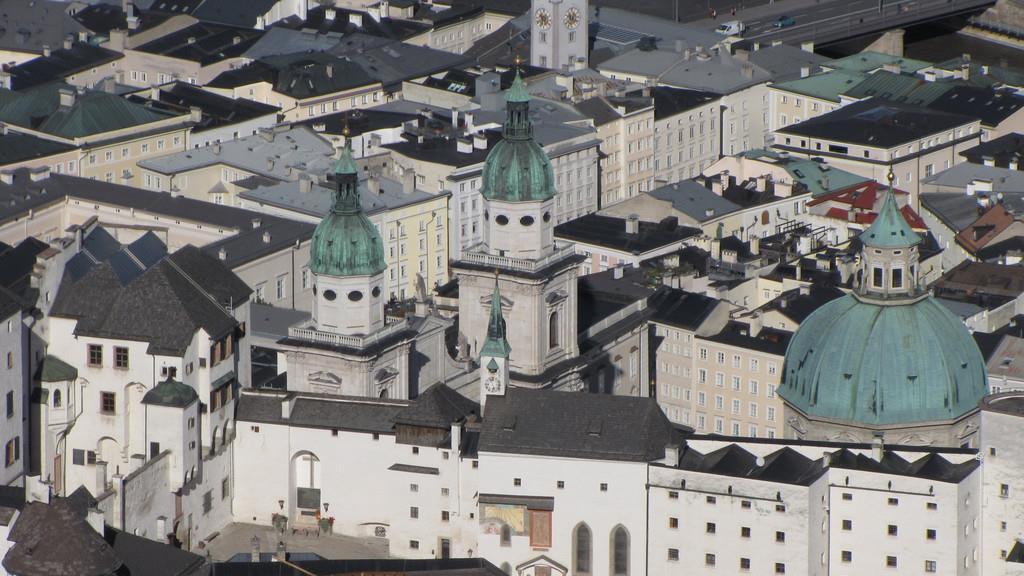 Sturm verwüstet Festung: Luftbilder der Polizei
