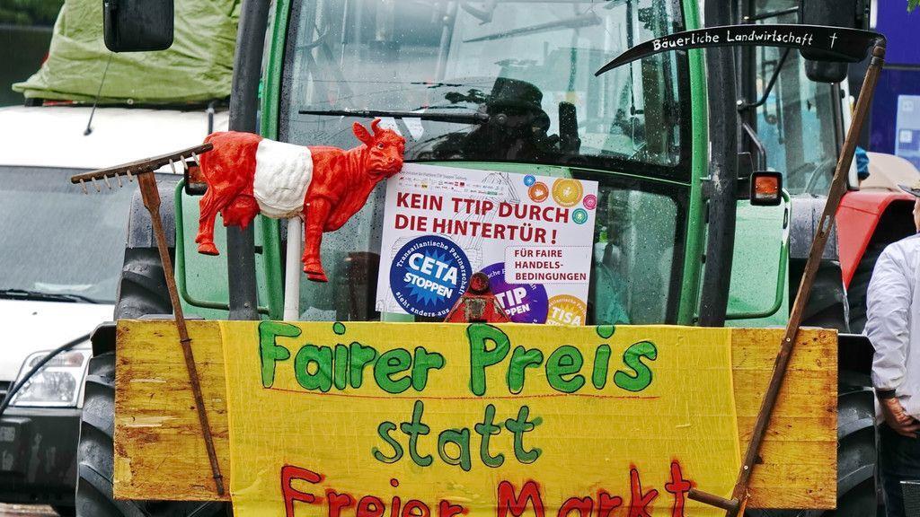 Demo gegen TTIP und CETA in Salzburg I