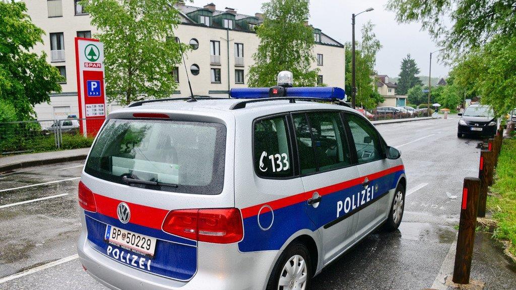 Kreuzungscrash auf Aigner Straße
