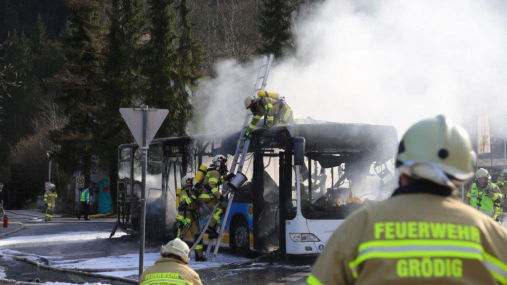 Bus ausgebrannt II