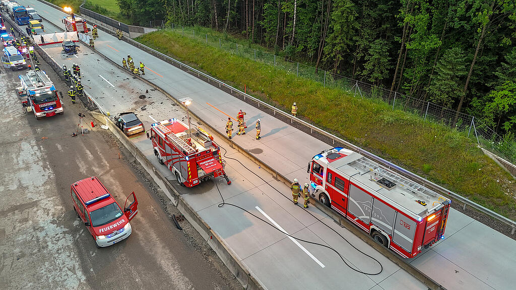 Geisterfahrerunfall fordert zwei Schwerverletzte auf A1 zwischen Thalgau und Mondsee