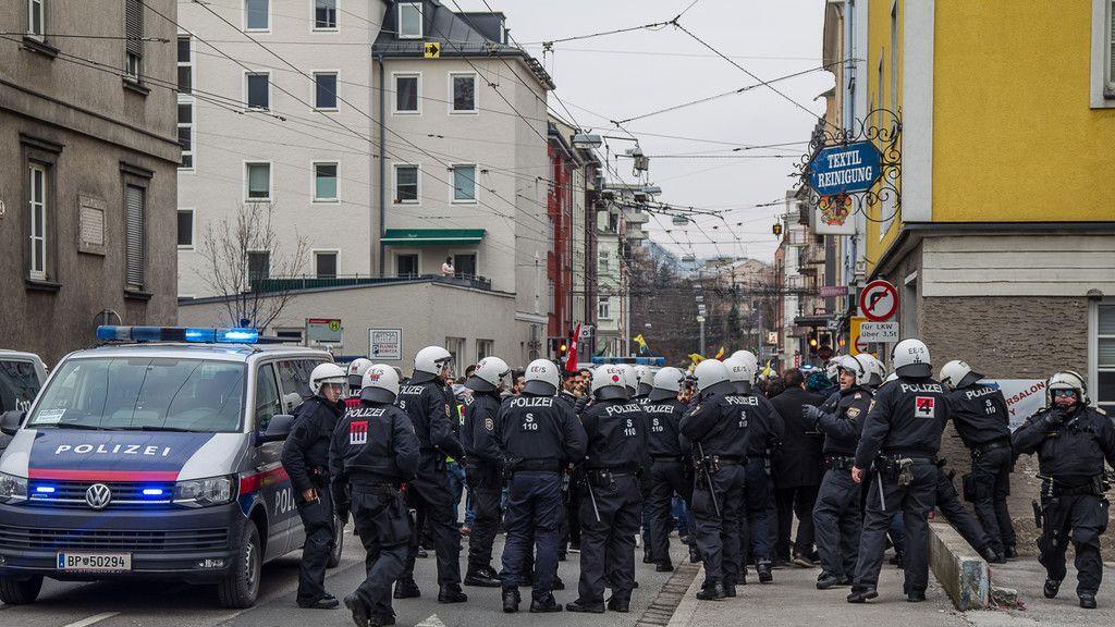 Demo der Kurden in Salzburg