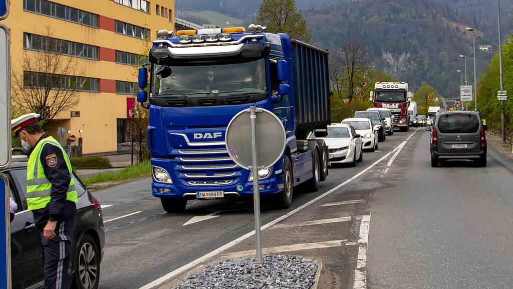 Ausreisekontrollen_Hallein