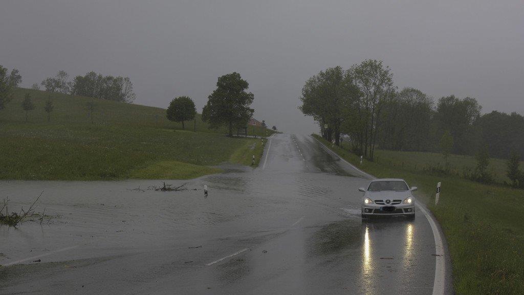 Hochwasser: Ruhpolding abgeschnitten