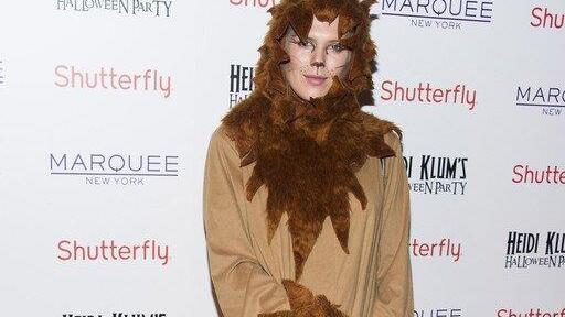 Heidi Klum schmiss als Oma verkleidet Halloween-Party