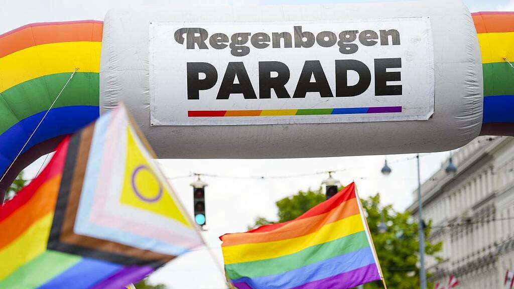 Regenbogenparade Wien 2023