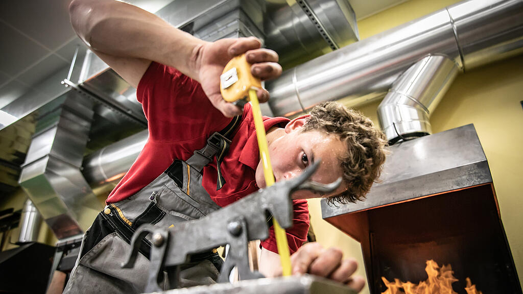 Metalltechniker-Lehrlinge beim Bundeslehrlingswettbewerb