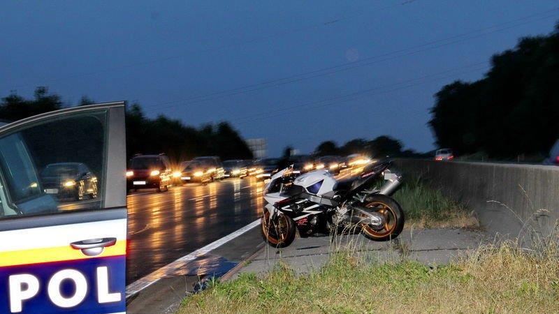 Motorrad-Sturz auf A1