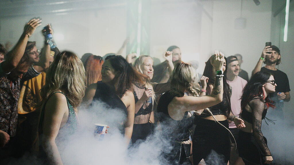 TUMULT - Celebrating Electronic Music Party