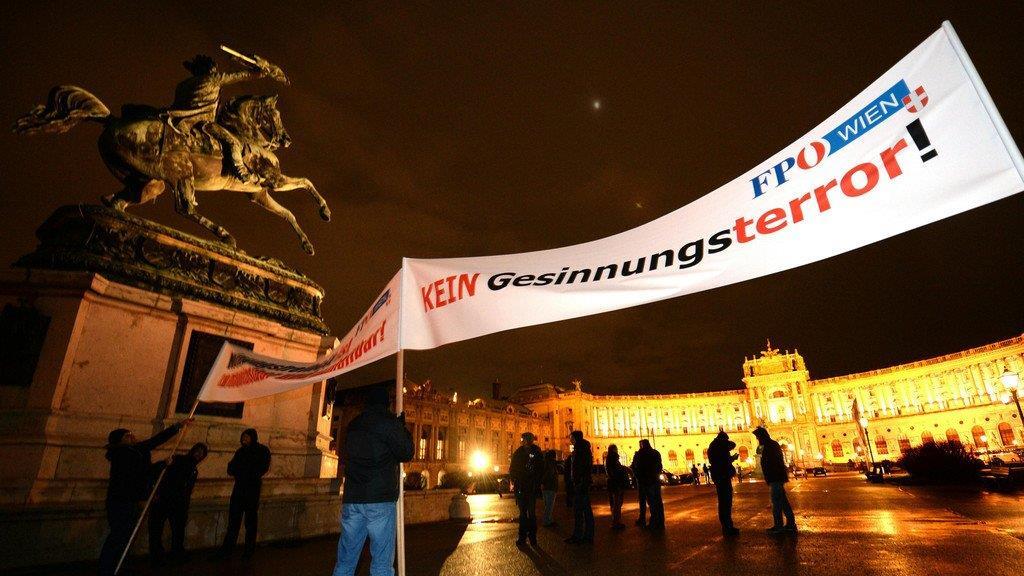 Demos gegen Akademikerball