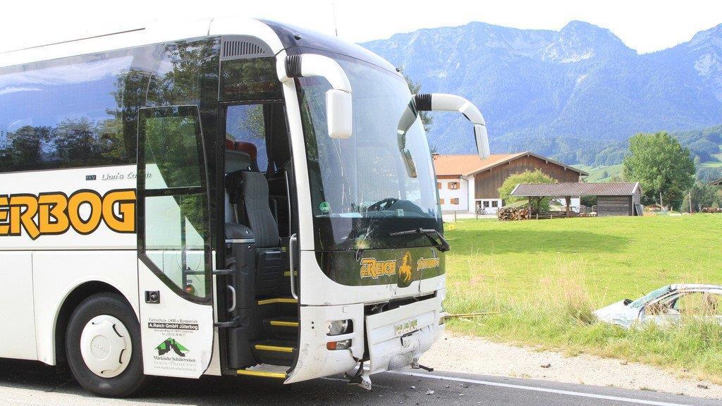 Bilder vom Busünglück