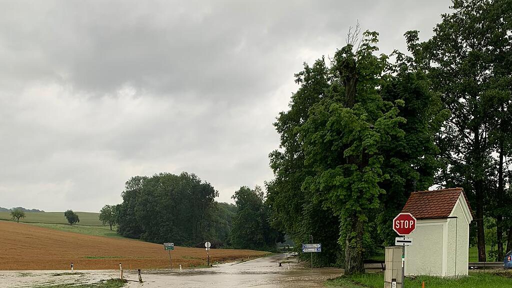 Unwetter in Nieder\u00f6sterreich
