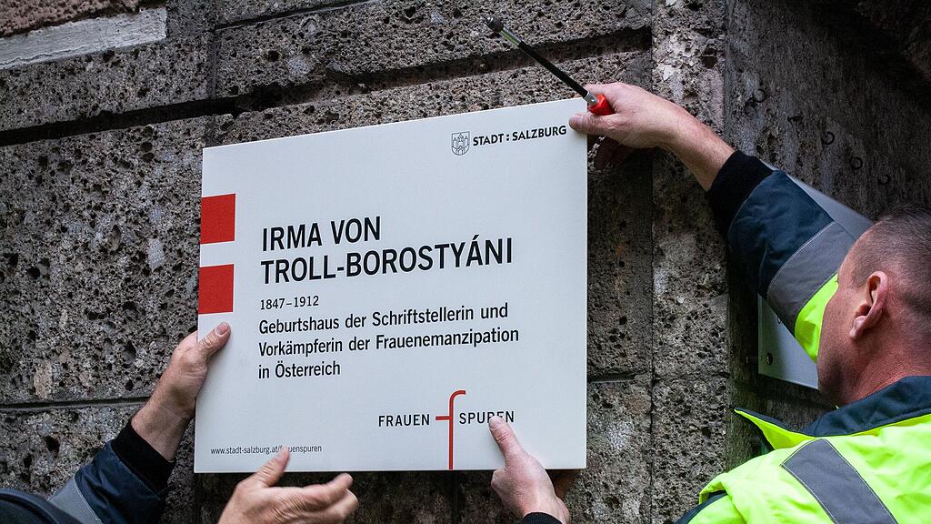 Gedenktafeln "Frauenspuren"