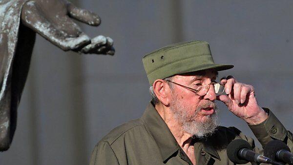 Castros Leben in Saus und Braus jetzt als Buch