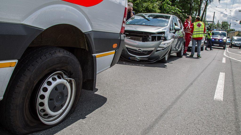 Unfall Rettungsfahrzeug