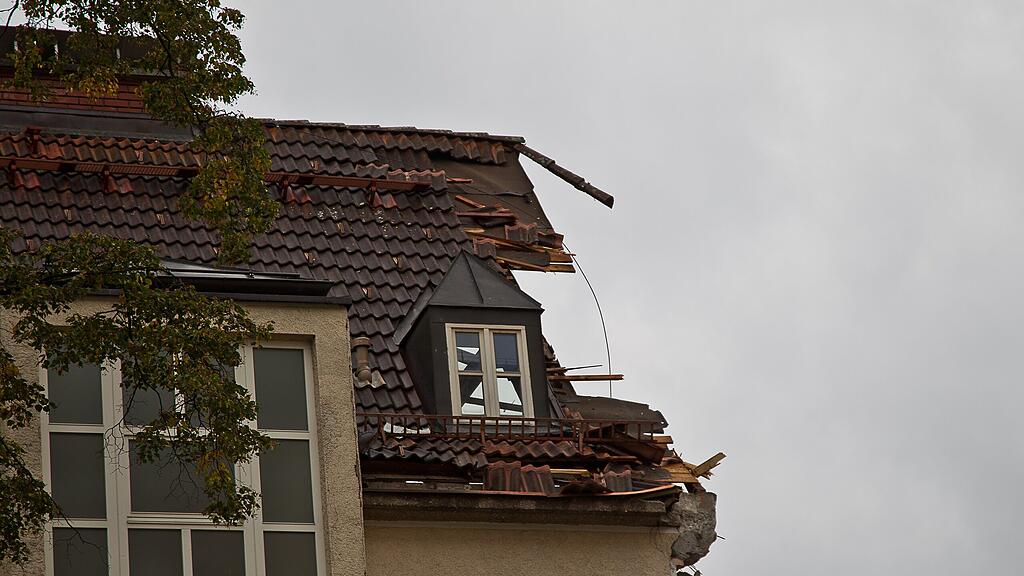Die letzten Abrissarbeiten sind in der Strubergasse gestartet.
