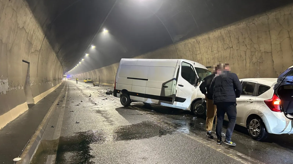 Crash Schmittentunnel