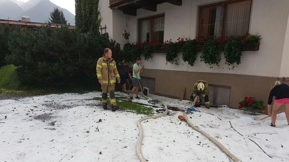 Schwere Hagelschauer in Neukirchen