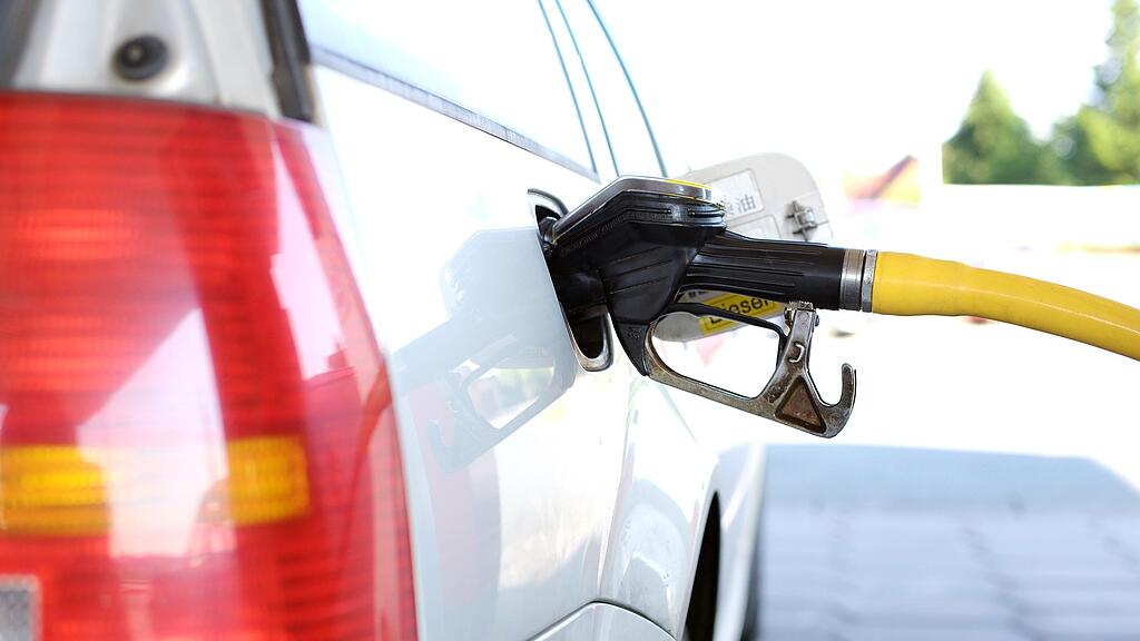 symb_tanken symb_tankstelle symb_diesel symb_sprit