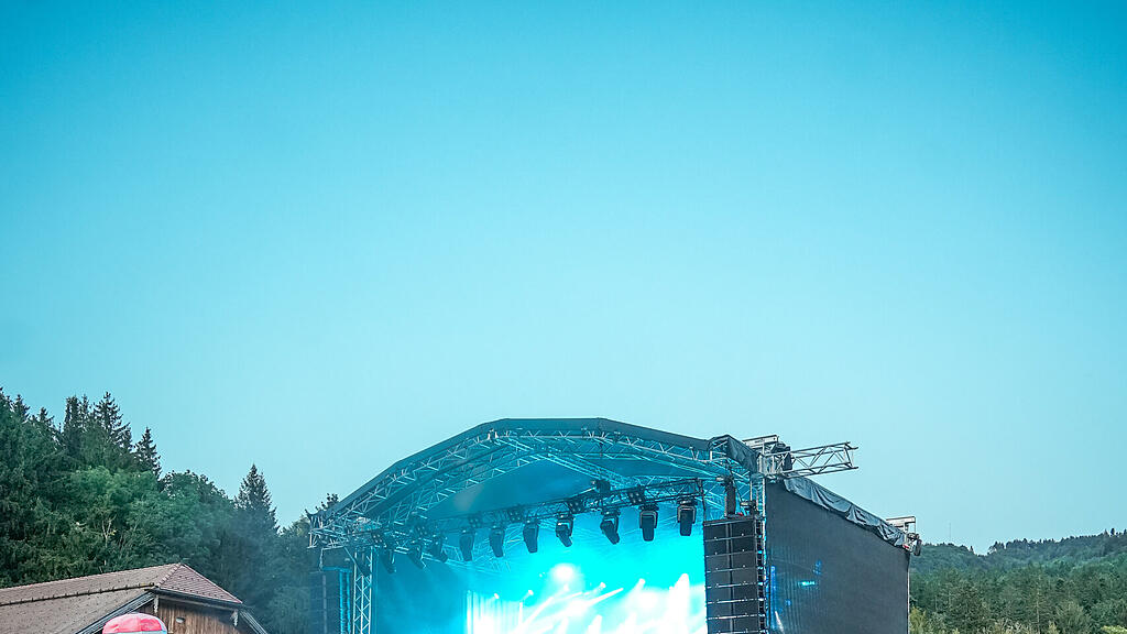 Alvaro Soler Konzert im Gut Aiderbichl