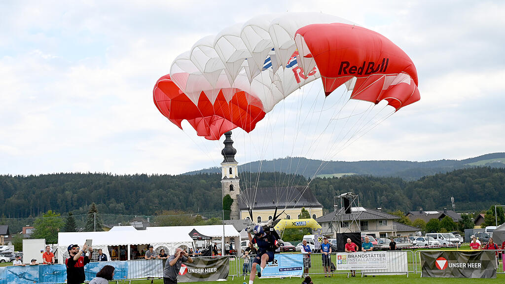 Weltcup im Fallschirm-Zielspringen 2024 in Thalgau/Austria